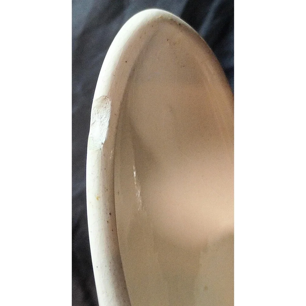 Royal Haeger R1752 Floral Vase (has chip)